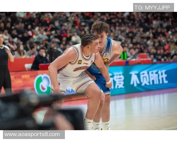 广东队迎来全新强援洛夫顿力争击败上海晋级总决赛